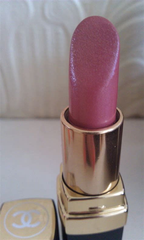 chanel aqualumiere lipstick waikiki